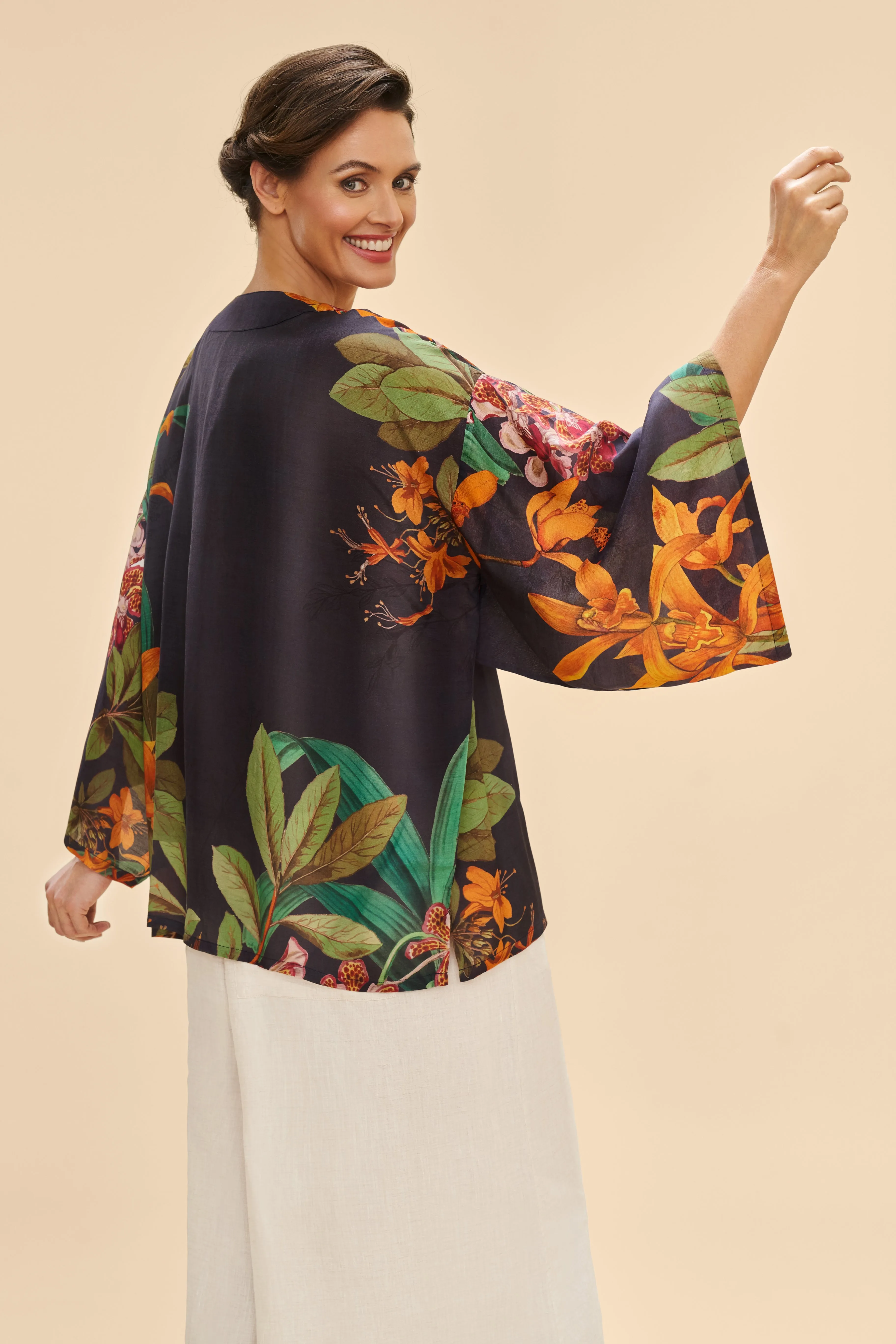 Botany Bliss Charcoal Kimono