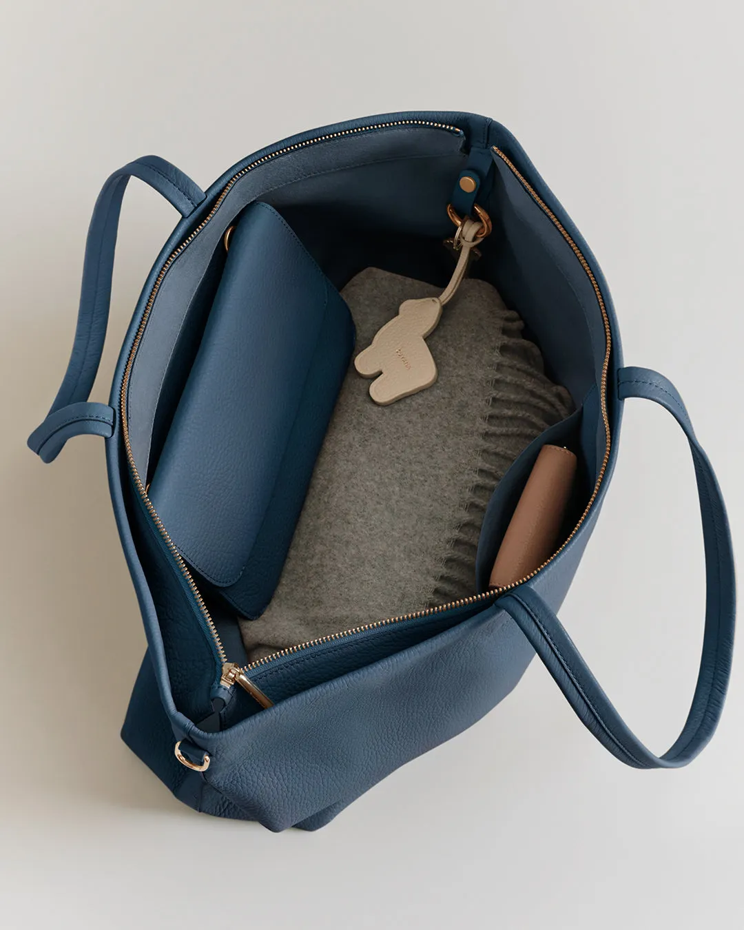 Classic Easy Zipper Tote