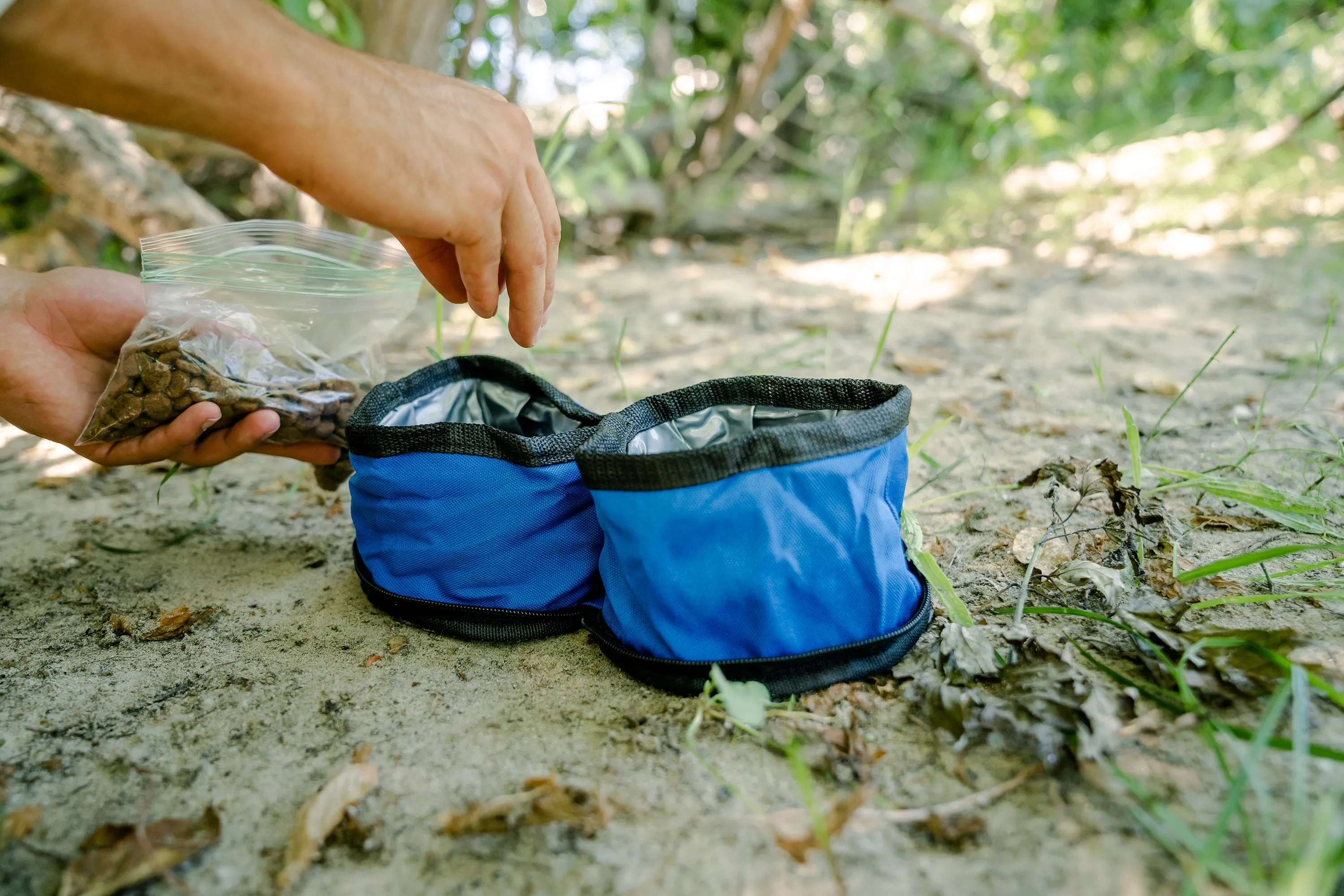 Collapsible Dog Bowls - Double Zips Together