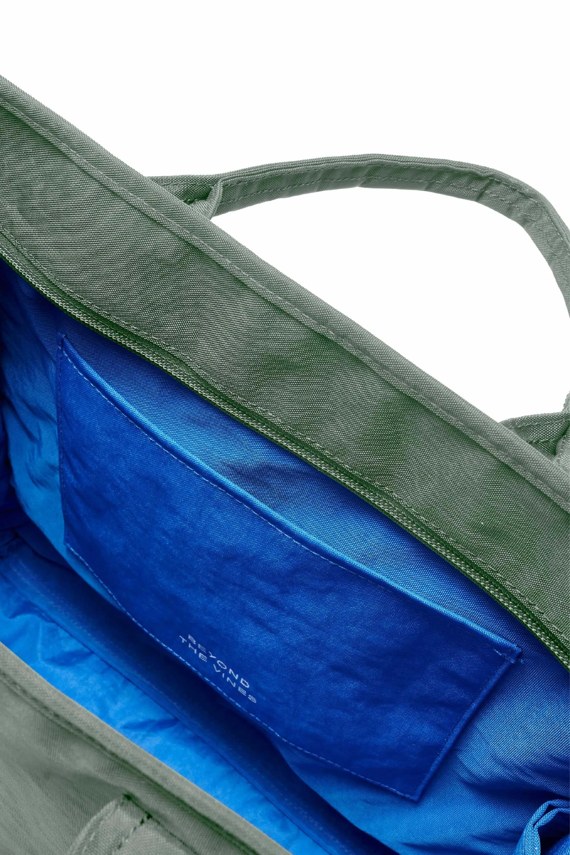 Crunch Carryall 02