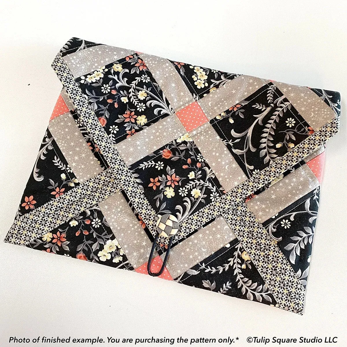 Envelope Style Tablet Tote Downloadable Pattern