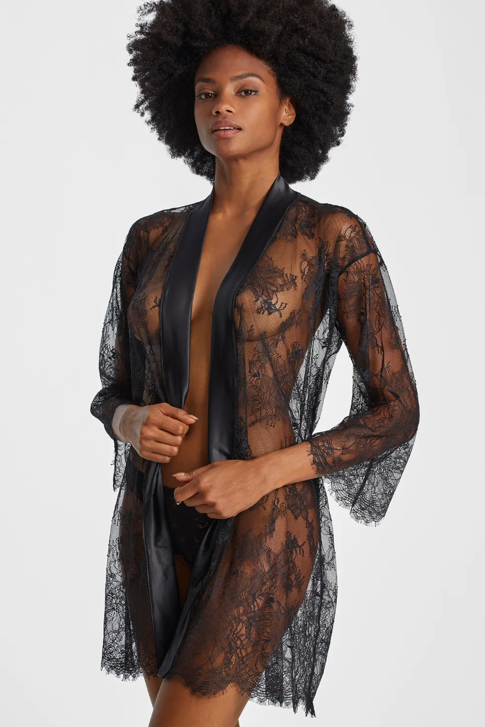 Histoire D’un Soir Lace Kimono