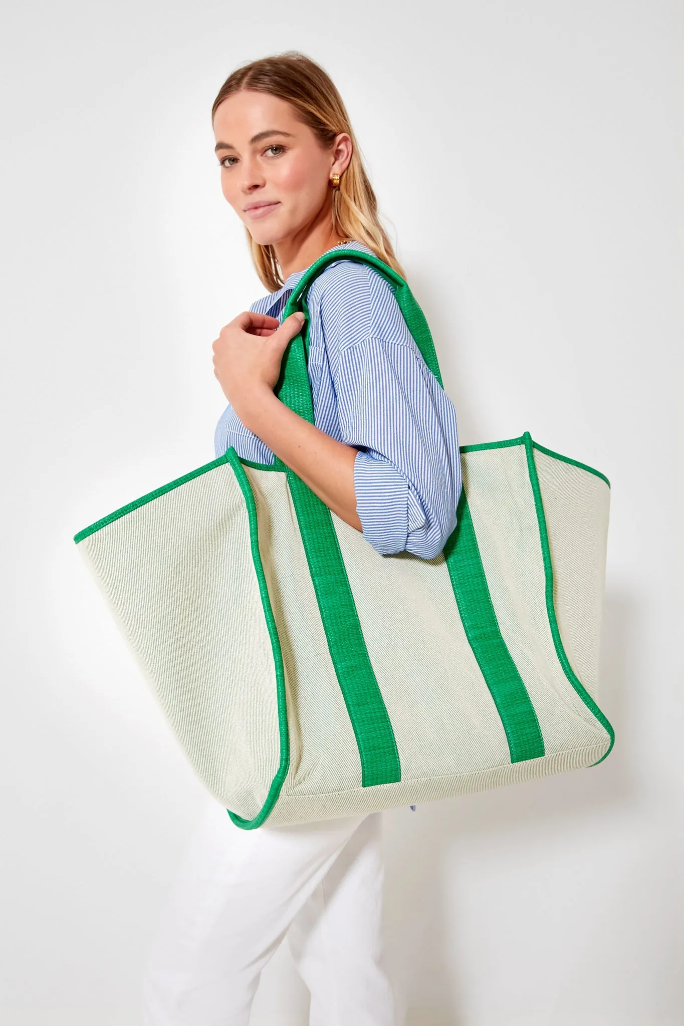 Palm Carryall Tote